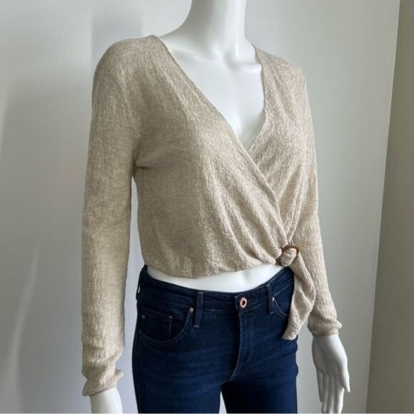 One Grey Day Benson Cross Front Top - S - Picture 4 of 9